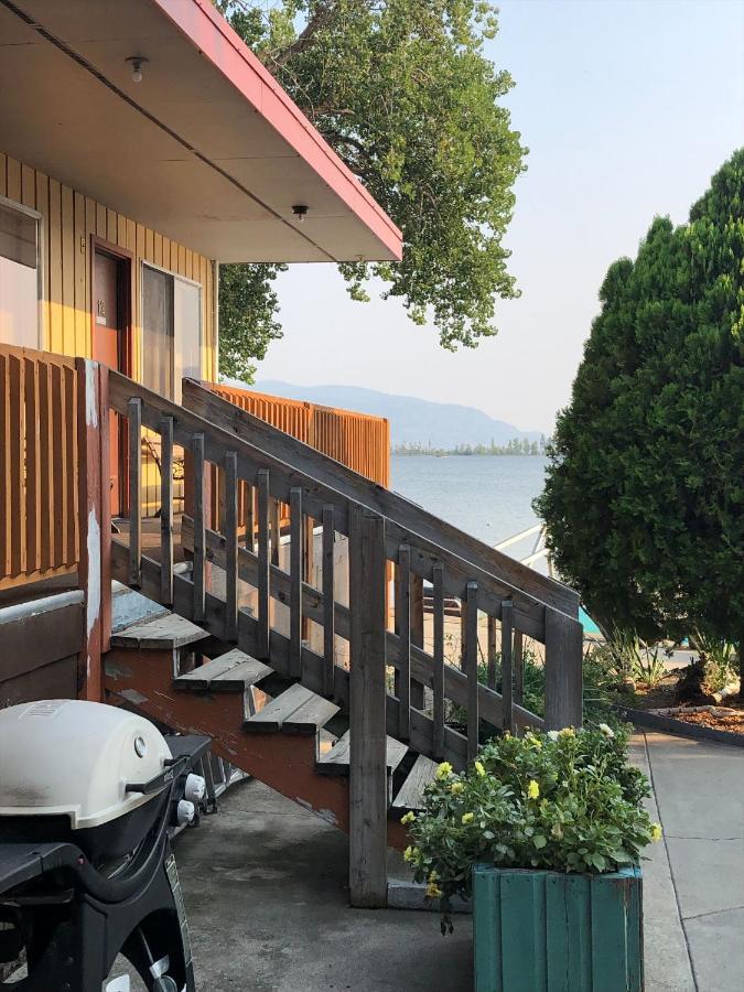 Sun Beach Motel Osoyoos Esterno foto
