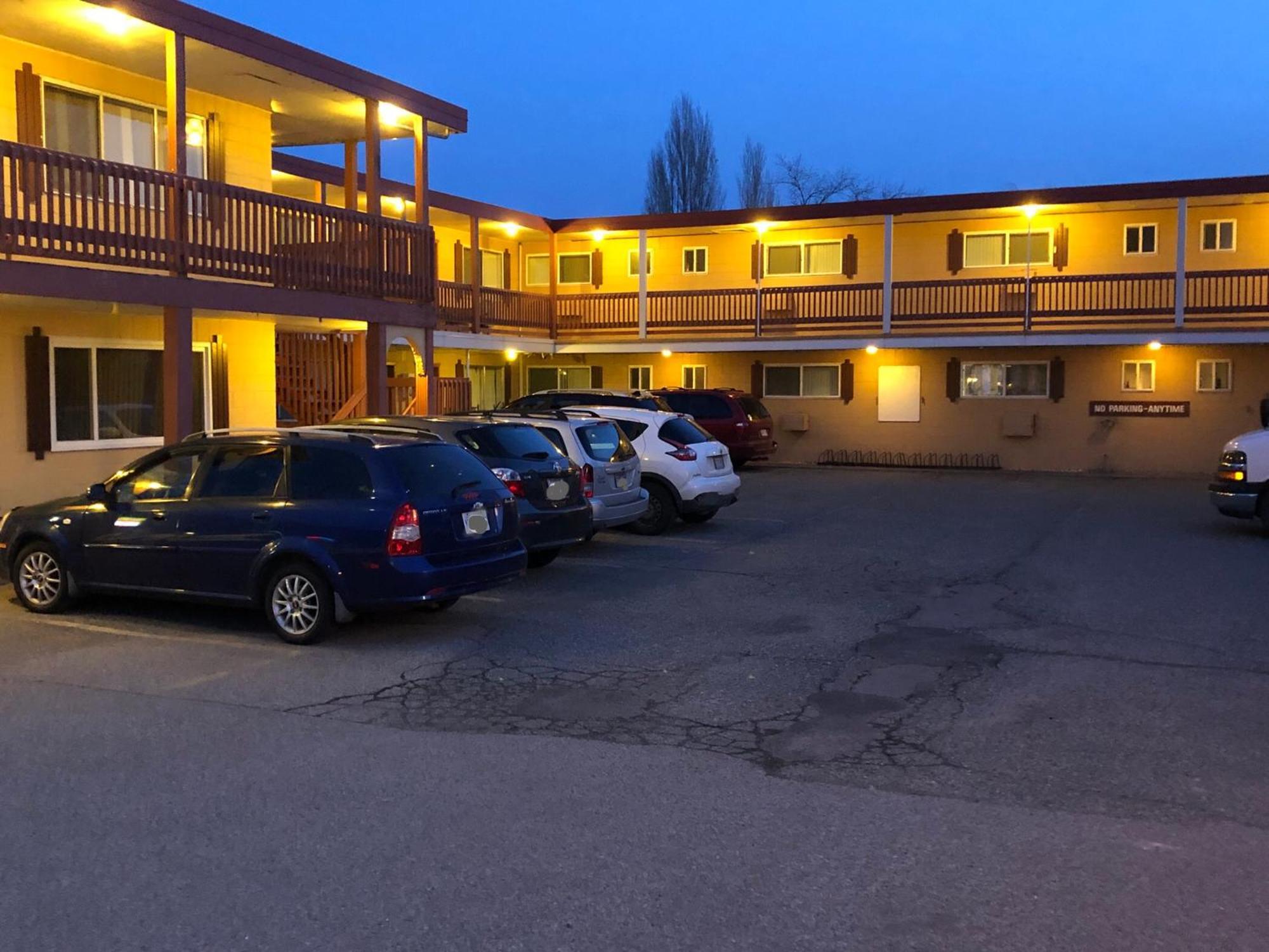 Sun Beach Motel Osoyoos Esterno foto